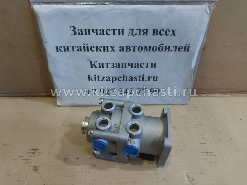 Кран тормозной главный Baw Fenix 33462 Е4 BP10443560052